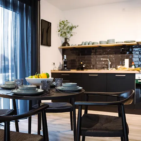 Apartmán Lio Deluxe Kueche Terrasse Parken Netflix