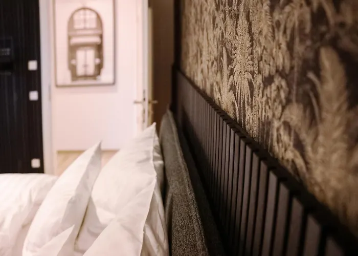 Appartement Lio Deluxe Kueche Terrasse Parken Netflix