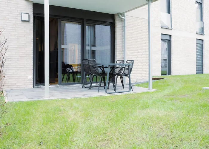 Lio Deluxe Kueche Terrasse Parken Netflix