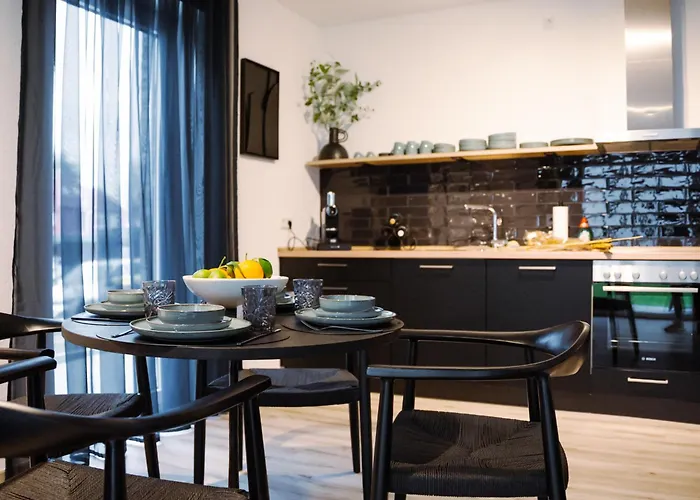 Appartement Lio Deluxe Kueche Terrasse Parken Netflix